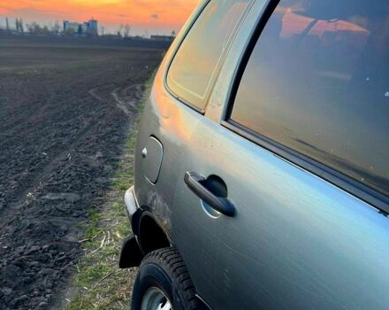 Серый Шевроле Нива, объемом двигателя 1.7 л и пробегом 240 тыс. км за 3400 $, фото 9 на Automoto.ua