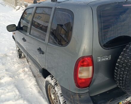 Серый Шевроле Нива, объемом двигателя 0 л и пробегом 140 тыс. км за 3600 $, фото 3 на Automoto.ua