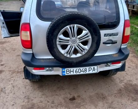 Сірий Шевроле Нива, об'ємом двигуна 1.7 л та пробігом 220 тис. км за 3500 $, фото 2 на Automoto.ua