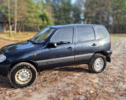 Серый Шевроле Нива, объемом двигателя 0 л и пробегом 148 тыс. км за 3800 $, фото 1 на Automoto.ua