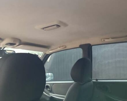 Серый Шевроле Нива, объемом двигателя 1.7 л и пробегом 193 тыс. км за 3000 $, фото 21 на Automoto.ua