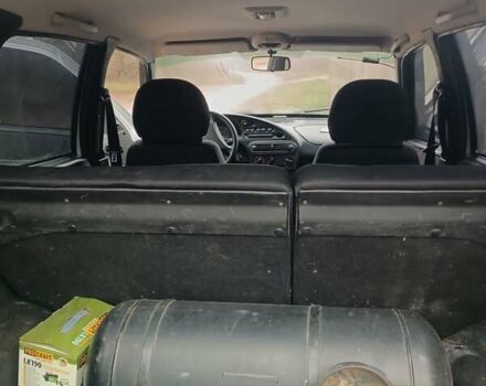 Серый Шевроле Нива, объемом двигателя 1.7 л и пробегом 193 тыс. км за 3000 $, фото 15 на Automoto.ua