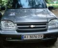 Серый Шевроле Нива, объемом двигателя 1.69 л и пробегом 207 тыс. км за 2000 $, фото 1 на Automoto.ua