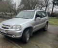 Сірий Шевроле Нива, об'ємом двигуна 1.7 л та пробігом 130 тис. км за 5299 $, фото 1 на Automoto.ua