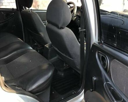 Серый Шевроле Нива, объемом двигателя 1.7 л и пробегом 250 тыс. км за 4500 $, фото 8 на Automoto.ua