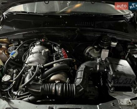 Серый Шевроле Нива, объемом двигателя 1.7 л и пробегом 144 тыс. км за 7500 $, фото 7 на Automoto.ua