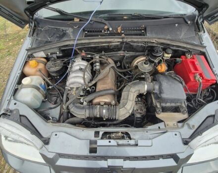 Сірий Шевроле Нива, об'ємом двигуна 1.7 л та пробігом 163 тис. км за 5000 $, фото 3 на Automoto.ua