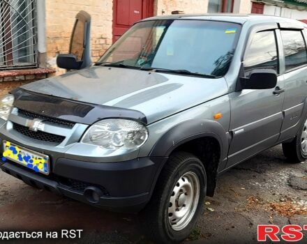 Сірий Шевроле Нива, об'ємом двигуна 17 л та пробігом 0 тис. км за 5000 $, фото 1 на Automoto.ua