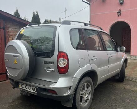 Сірий Шевроле Нива, об'ємом двигуна 1.7 л та пробігом 130 тис. км за 5299 $, фото 2 на Automoto.ua
