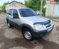 Серый Шевроле Нива, объемом двигателя 1.69 л и пробегом 200 тыс. км за 4700 $, фото 1 на Automoto.ua