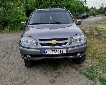 Серый Шевроле Нива, объемом двигателя 1.69 л и пробегом 141 тыс. км за 6000 $, фото 17 на Automoto.ua