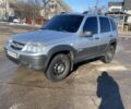 Сірий Шевроле Нива, об'ємом двигуна 1.7 л та пробігом 152 тис. км за 3700 $, фото 1 на Automoto.ua