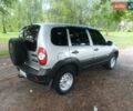 Серый Шевроле Нива, объемом двигателя 1.69 л и пробегом 200 тыс. км за 4500 $, фото 5 на Automoto.ua