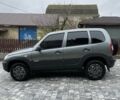 Серый Шевроле Нива, объемом двигателя 1.7 л и пробегом 137 тыс. км за 5500 $, фото 4 на Automoto.ua