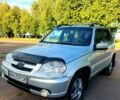 Серый Шевроле Нива, объемом двигателя 1.69 л и пробегом 130 тыс. км за 5300 $, фото 19 на Automoto.ua