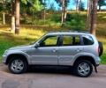 Серый Шевроле Нива, объемом двигателя 1.69 л и пробегом 130 тыс. км за 5300 $, фото 5 на Automoto.ua