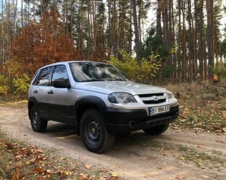Сірий Шевроле Нива, об'ємом двигуна 1.7 л та пробігом 272 тис. км за 5000 $, фото 4 на Automoto.ua