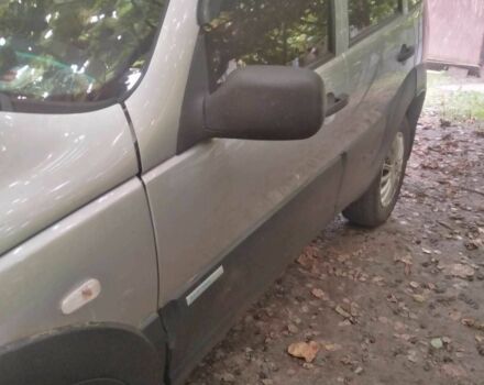 Сірий Шевроле Нива, об'ємом двигуна 0 л та пробігом 200 тис. км за 5200 $, фото 2 на Automoto.ua