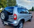 Серый Шевроле Нива, объемом двигателя 1.69 л и пробегом 130 тыс. км за 5300 $, фото 18 на Automoto.ua