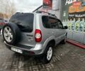 Серый Шевроле Нива, объемом двигателя 1.69 л и пробегом 337 тыс. км за 5285 $, фото 1 на Automoto.ua
