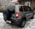 Серый Шевроле Нива, объемом двигателя 1.7 л и пробегом 230 тыс. км за 6300 $, фото 7 на Automoto.ua