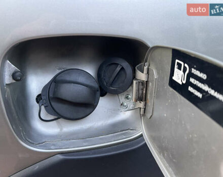 Серый Шевроле Нива, объемом двигателя 1.69 л и пробегом 125 тыс. км за 7500 $, фото 16 на Automoto.ua