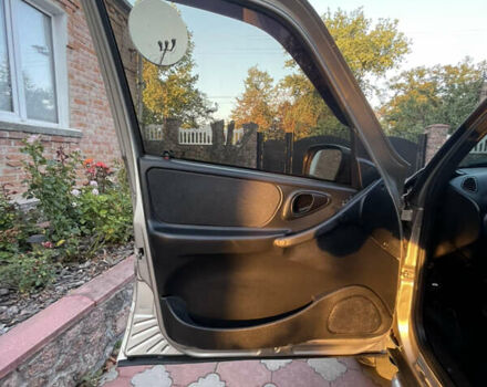 Серый Шевроле Нива, объемом двигателя 1.69 л и пробегом 125 тыс. км за 8500 $, фото 19 на Automoto.ua