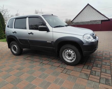 Сірий Шевроле Нива, об'ємом двигуна 1.7 л та пробігом 150 тис. км за 5900 $, фото 5 на Automoto.ua