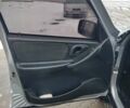 Серый Шевроле Нива, объемом двигателя 1.7 л и пробегом 110 тыс. км за 8000 $, фото 8 на Automoto.ua