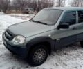 Серый Шевроле Нива, объемом двигателя 1.7 л и пробегом 230 тыс. км за 6300 $, фото 10 на Automoto.ua