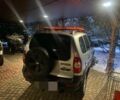 Серый Шевроле Нива, объемом двигателя 1.7 л и пробегом 87 тыс. км за 7500 $, фото 1 на Automoto.ua