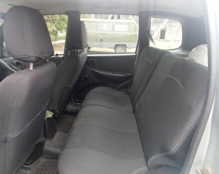 Серый Шевроле Нива, объемом двигателя 1.7 л и пробегом 129 тыс. км за 5800 $, фото 6 на Automoto.ua