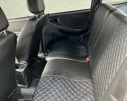 Сірий Шевроле Нива, об'ємом двигуна 1.69 л та пробігом 167 тис. км за 6900 $, фото 16 на Automoto.ua