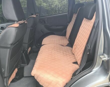 Серый Шевроле Нива, объемом двигателя 1.7 л и пробегом 86 тыс. км за 7800 $, фото 12 на Automoto.ua