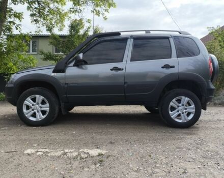 Серый Шевроле Нива, объемом двигателя 1.7 л и пробегом 86 тыс. км за 7800 $, фото 7 на Automoto.ua