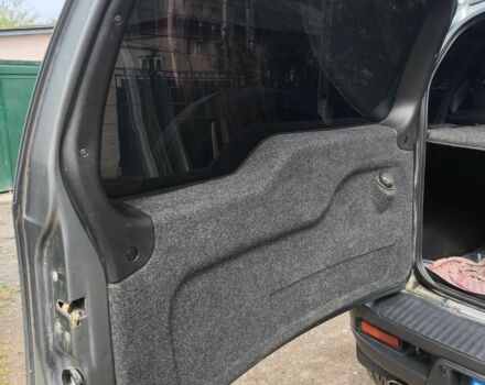 Серый Шевроле Нива, объемом двигателя 1.7 л и пробегом 86 тыс. км за 7800 $, фото 15 на Automoto.ua