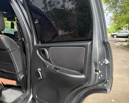 Серый Шевроле Нива, объемом двигателя 1.7 л и пробегом 86 тыс. км за 7800 $, фото 18 на Automoto.ua