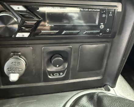 Сірий Шевроле Нива, об'ємом двигуна 1.69 л та пробігом 47 тис. км за 8700 $, фото 5 на Automoto.ua