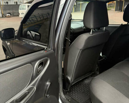 Сірий Шевроле Нива, об'ємом двигуна 1.69 л та пробігом 47 тис. км за 8700 $, фото 11 на Automoto.ua