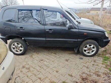 Шевроле Нива 2004 в Одессе на Automoto.ua Серый Шевроле Нива, объемом двигателя 1.7 л и пробегом 270 тыс. км за 3300 $, фото 1 на Automoto.ua