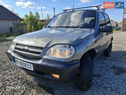 Шевроле Нива 2005 в Иваничи на Automoto.ua Серый Шевроле Нива, объемом двигателя 1.7 л и пробегом 161 тыс. км за 3000 $, фото 1 на Automoto.ua