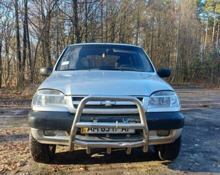 Сірий Шевроле Нива, об'ємом двигуна 1.7 л та пробігом 94 тис. км за 3400 $, фото 1 на Automoto.ua