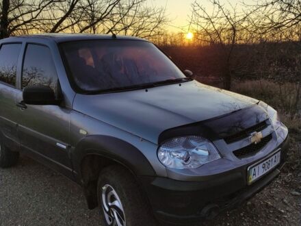Шевроле Нива 2005 в Голованевске на Automoto.ua Серый Шевроле Нива, объемом двигателя 0 л и пробегом 160 тыс. км за 3000 $, фото 1 на Automoto.ua