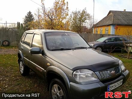 Серый Шевроле Нива, объемом двигателя 1.7 л и пробегом 125 тыс. км за 4500 $, фото 1 на Automoto.ua