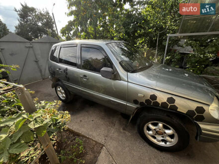 Шевроле Нива 2006 в Дружковке на Automoto.ua Серый Шевроле Нива, объемом двигателя 1.7 л и пробегом 140 тыс. км за 5000 $, фото 1 на Automoto.ua