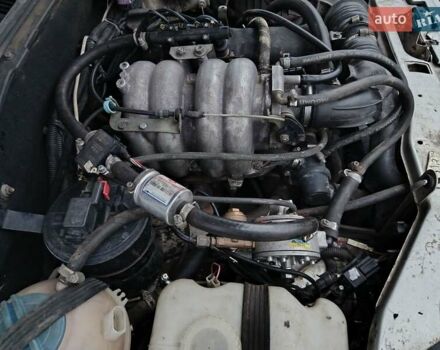 Сірий Шевроле Нива, об'ємом двигуна 1.69 л та пробігом 261 тис. км за 4000 $, фото 1 на Automoto.ua