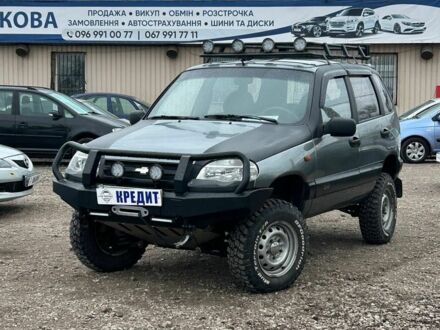 Шевроле Нива 2006 у Кривому Розі на Automoto.ua Сірий Шевроле Нива, об'ємом двигуна 1.7 л та пробігом 124 тис. км за 4250 $, фото 1 на Automoto.ua