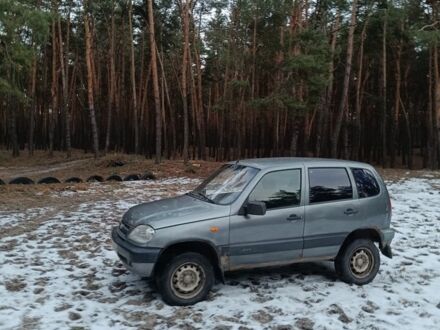 Шевроле Нива 2006 у Харкові на Automoto.ua Сірий Шевроле Нива, об'ємом двигуна 0 л та пробігом 265 тис. км за 2300 $, фото 1 на Automoto.ua
