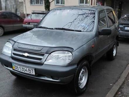 Шевроле Нива 2007 в Днепре (Днепропетровске) на Automoto.ua Серый Шевроле Нива, объемом двигателя 1.7 л и пробегом 83 тыс. км за 5500 $, фото 1 на Automoto.ua