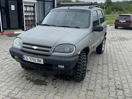 Шевроле Нива 2007 в Черновцах на Automoto.ua Серый Шевроле Нива, объемом двигателя 1.7 л и пробегом 123 тыс. км за 3600 $, фото 1 на Automoto.ua